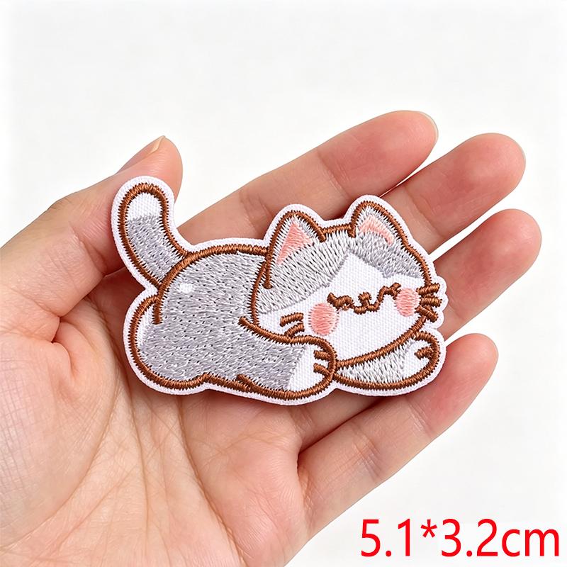 Cartoon Cute Small Animal Embroidered Iron On Patch DIY for Hats Jeans Backpack Clothing Sew Sticker Decoration Cap
