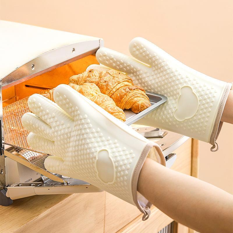 Minai Thickened Silicone Heat Resistant Baking Gloves