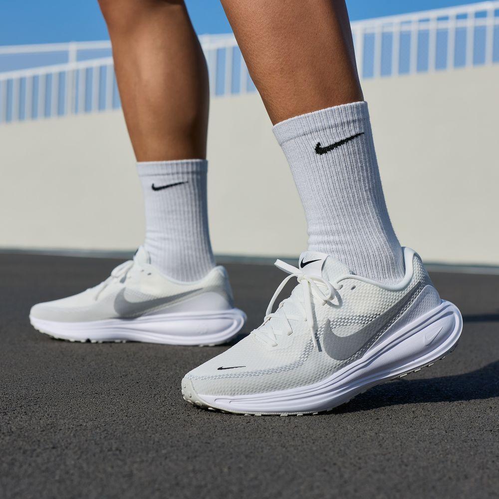 Nike Revolution 8 Summit White Photon Dust Silver 42.5