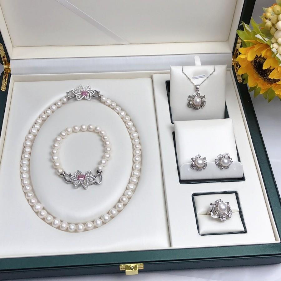 Versatile Freshwater Pearl Set: Elegant Necklace, Bracelet, Clavicle Chain - Five-Piece Fashion Jewelry. 8-9 mm