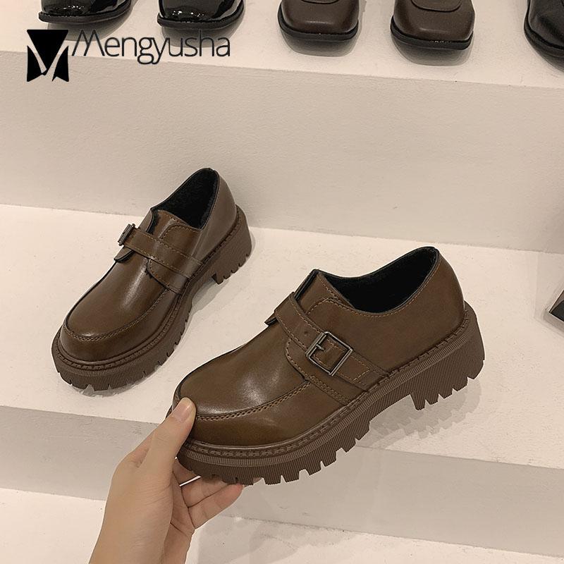 Туфли-оксфорды с металлической пряжкой для женщин — фото 6