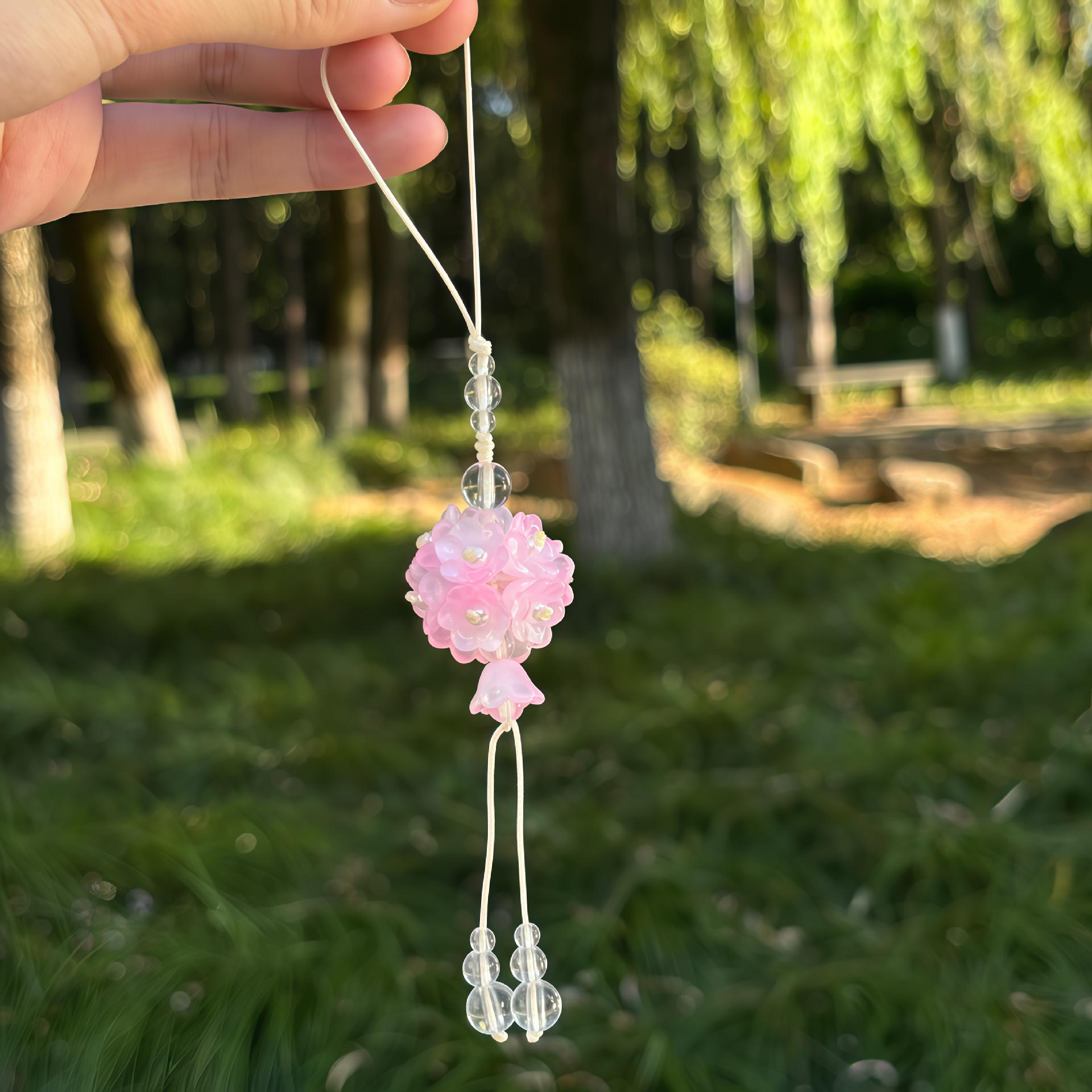 

Hydrangea Lily Beaded Phone Charm Keychain 98