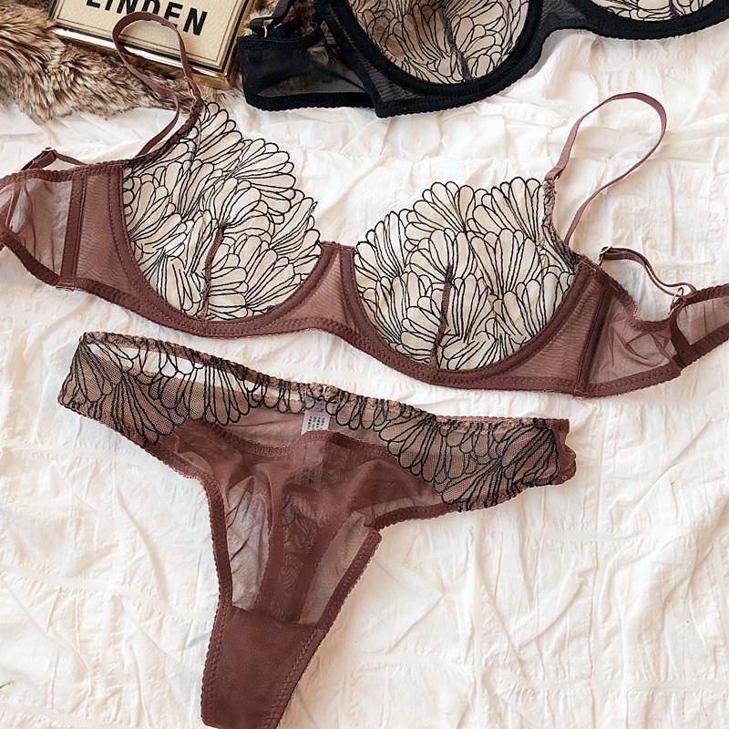 Summer Lace Ultra Thin Women Underwear French High Quality Feather Push Up Bra Set Sexy Brassiere and Hollow Panties Sets Ladies