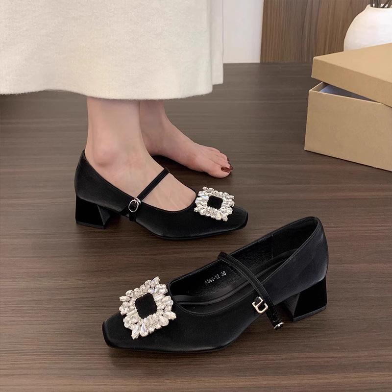 French Evening Breeze Commuter Light Mouth Silver Single Shoes Women's 2025 Spring and Autumn New Thick Heel Rhinestone Mary Jane High Heels
