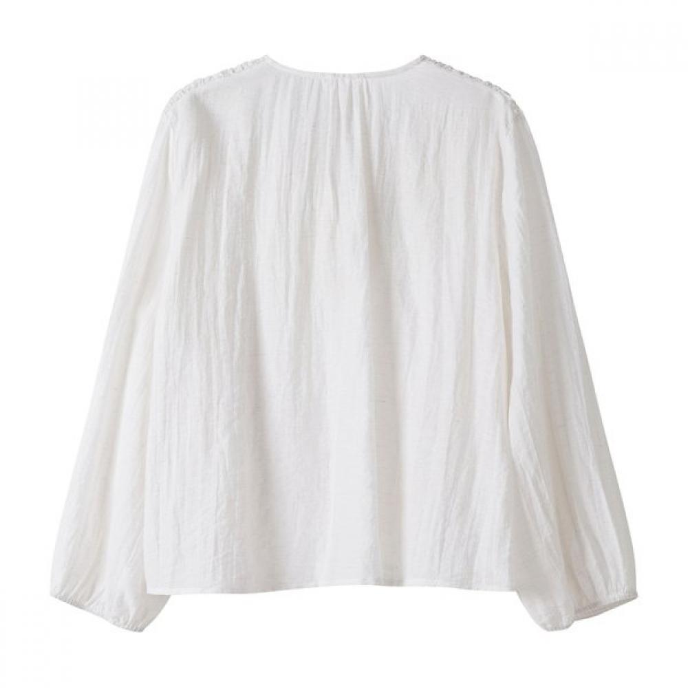 GGPX New York Embossed Ribbon Neck Blouse  Gq3sh047f 