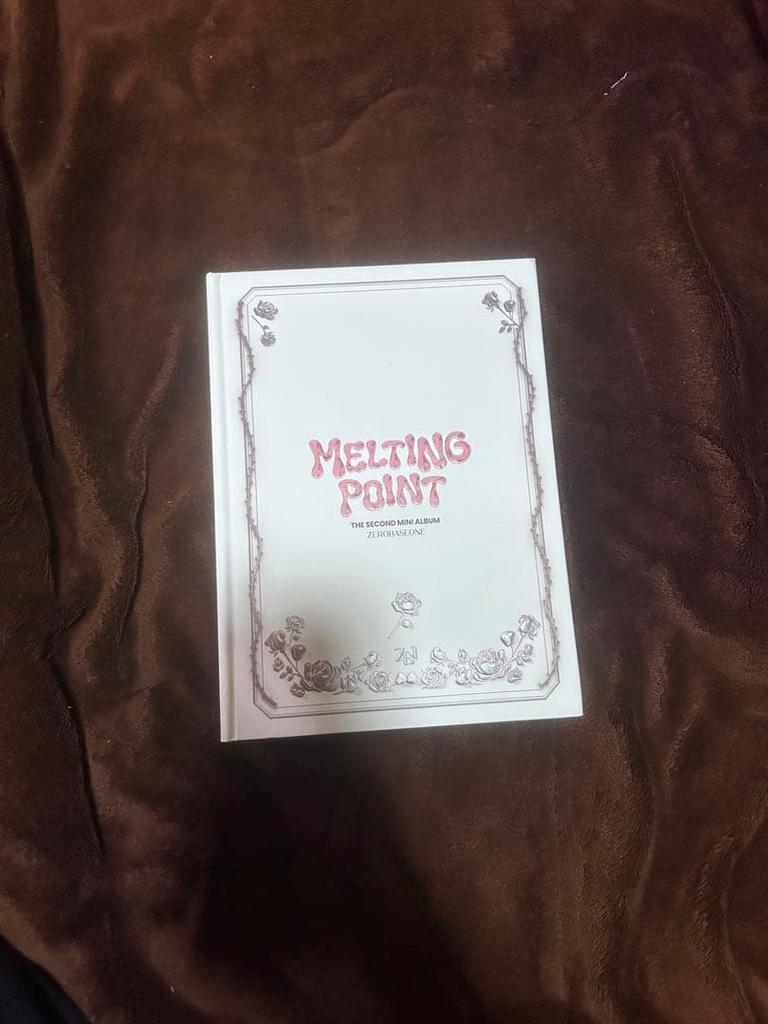 [USED] Zerobase1 Album, Yura Yura CD, Stand