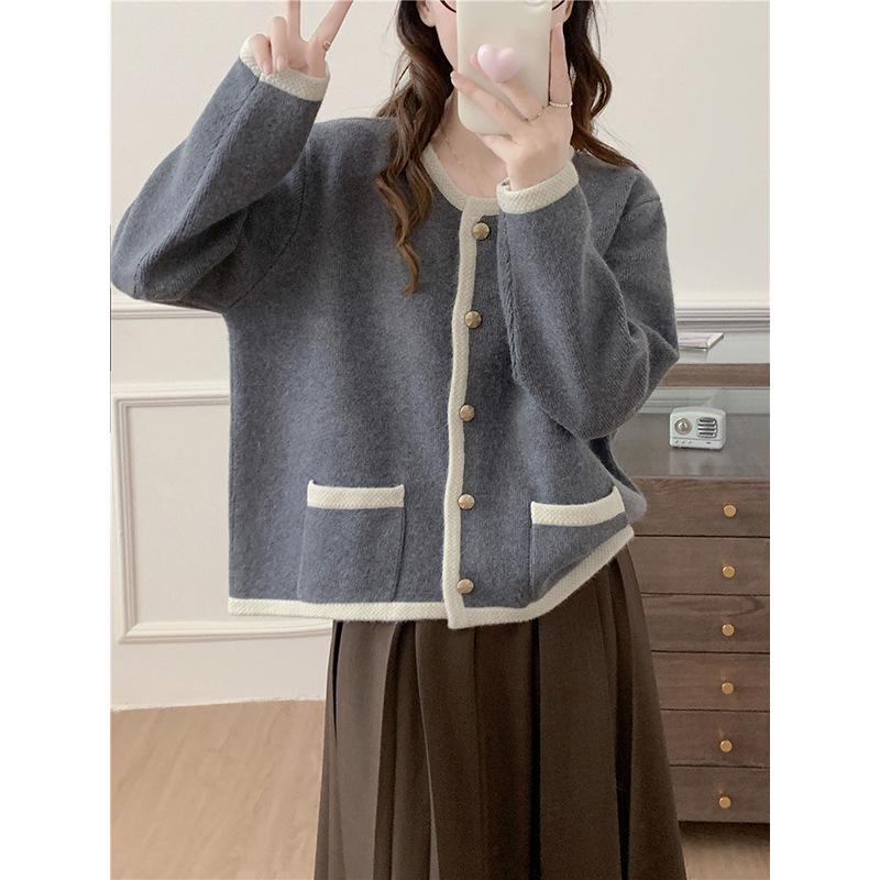 

Korean version of age-reducing color matching sweater jacket for women 2025 autumn and winter lazy style simple temperament crew neck knitted one size fits all