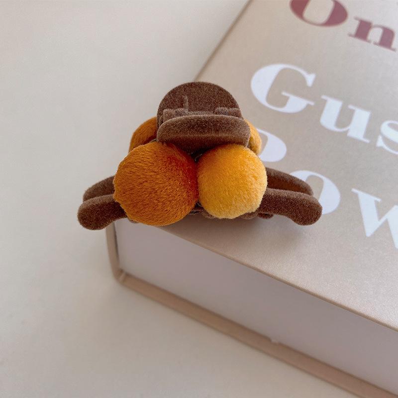 Korean & Japanese Style Cute Bang Clips: Small Claw Hair Accessories for Women