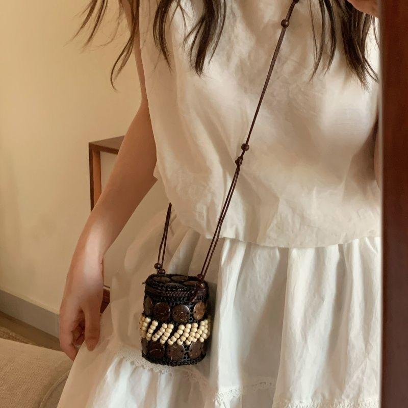 Coconut Shell Bag Handwoven Crossbody Bohemia Ethnic Beach Vacation Purse Mini Cell Phone Shoulder Bag for Women