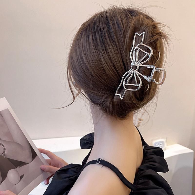 Large Metal Hair Claw Clip Fish Bone Irregular Hairpins Punk Style Silver Hair Claws Barrettes Women HairClips Hair Accessories