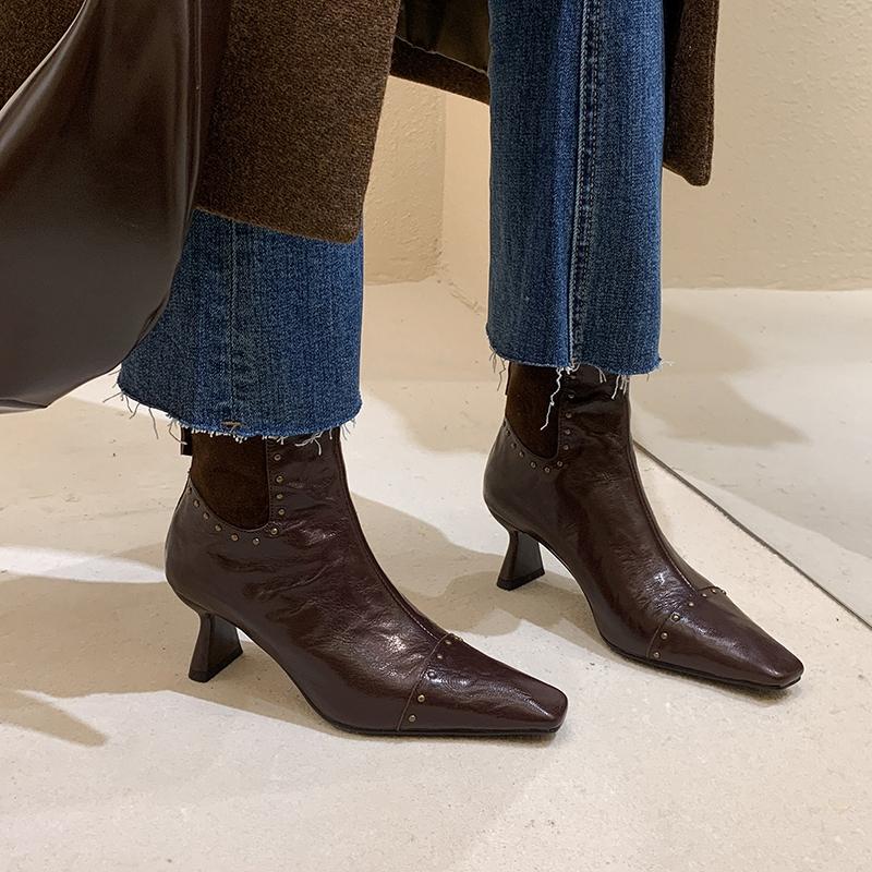 Fashion Women's new autumn and winter pointed leather sheepskin metal rivet high-heeled plus size and calf zipper fashion short boots