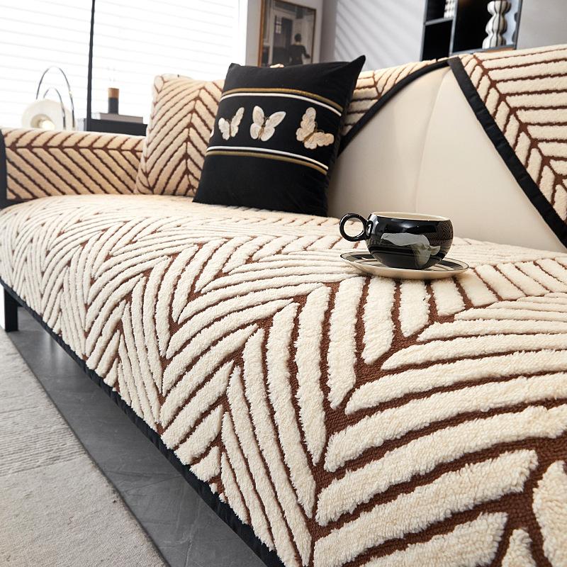 

Специальная осенне-зимняя плюшевая подушка для дивана, утолщенная, нескользящая, легкая, роскошная, высококачественная накидка для дивана, новая подушка для сиденья 70*70cm