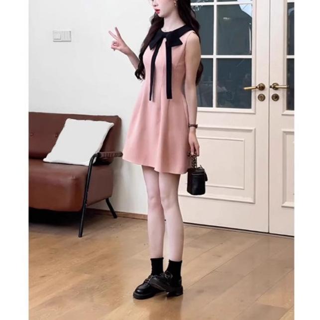 Xiaoxiangfeng Temperament Thousand Gold Feeling Dress Women's Clothing Summer New Fashion Bow Vest A Word Skirt
