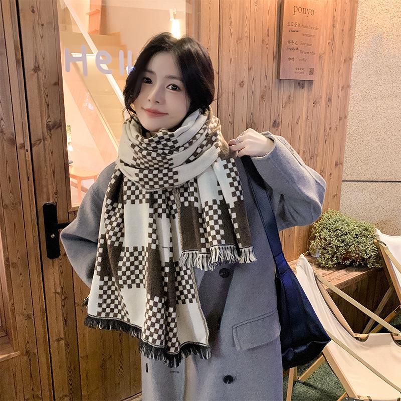 2024 British Checkered Women's Winter Scarf: Versatile Student & Couple Shawl
