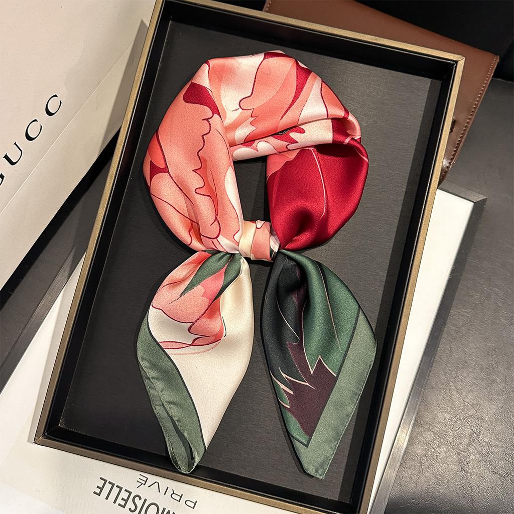 Luxury New 70Cm Square Silk Women'S Scarf Satin Scarves Fashion Shawl Flower Printed Headscarf Designer Headband Bandana