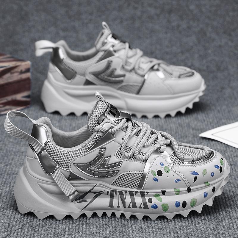 

Darth Vader men s shoes summer breathable mesh Forrest Gump sports dad shoes men s thick-soled non-slip construction site work safety shoes 44