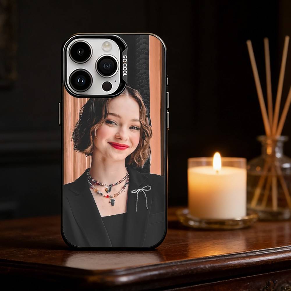 Lovely E-Emma Actor M-Myers Phone Case For iPhone 17 16 15 14 13 12 11 Pro Max Plus Silver Matte Black Cover