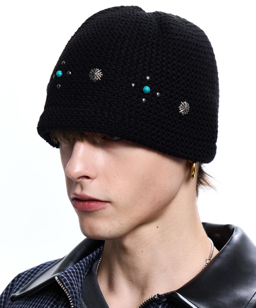 Aleseueseussi Sunburst Rivet Knit Beanie - Turquoise