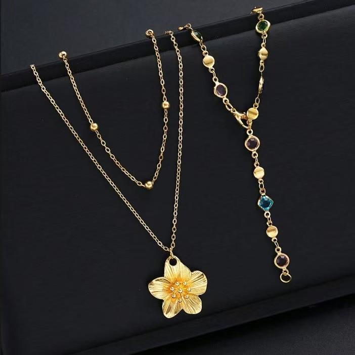 Elegant Y-Shaped Color Diamond Flower Necklace Set - Light Luxury Layered Two-Piece Design