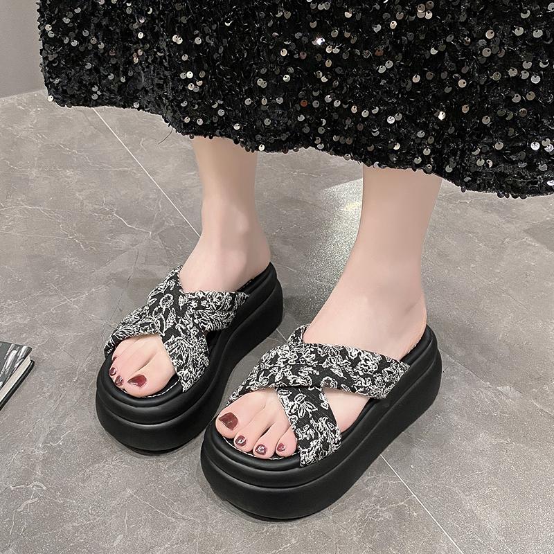 Fashion Summer Chunky Sandals New Women's Thick Bottom Wedge Heels Slides 7CM High Heels Platform Leather Casual Beach Flip Flops Woman