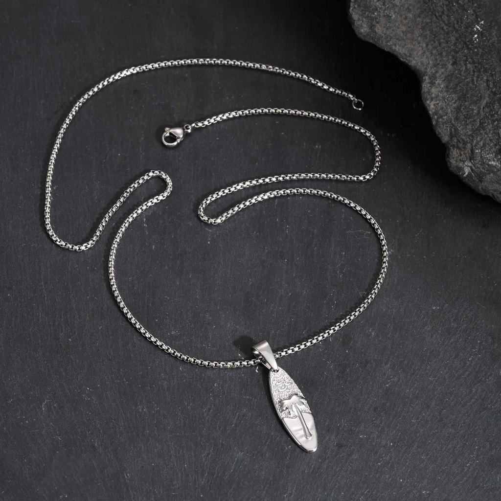 Summer Coconut Tree Pattern Oval Pendant Necklace for Men, Stainless Steel Dainty Fashion Necklace, Retro Jewelry Ocean Vacation