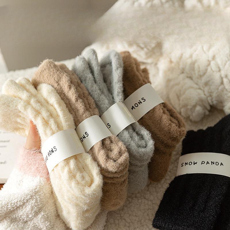 Coral Fleece Thick Sleep Socks for Autumn and Winter, Home Floor Socks, Plush Home Socks, Comfortable Mid-calf Women's Socks