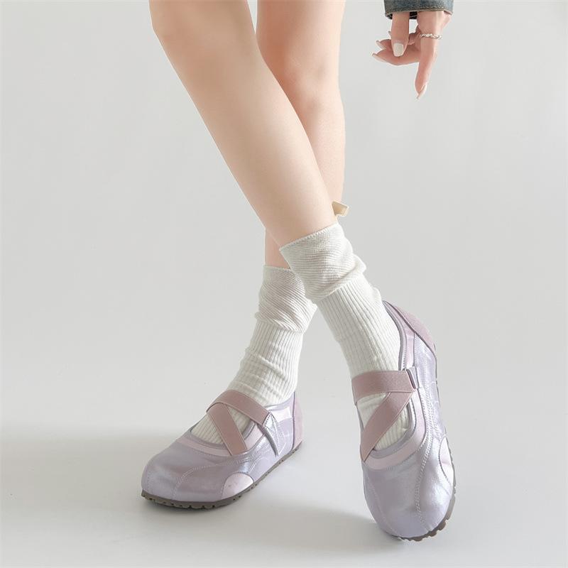 Queen Fan White Retro Flat Bottom Shallow Mouth Height Increasing Single Shoes Women's Summer 2025 New Skirt Mary Jane Shoes