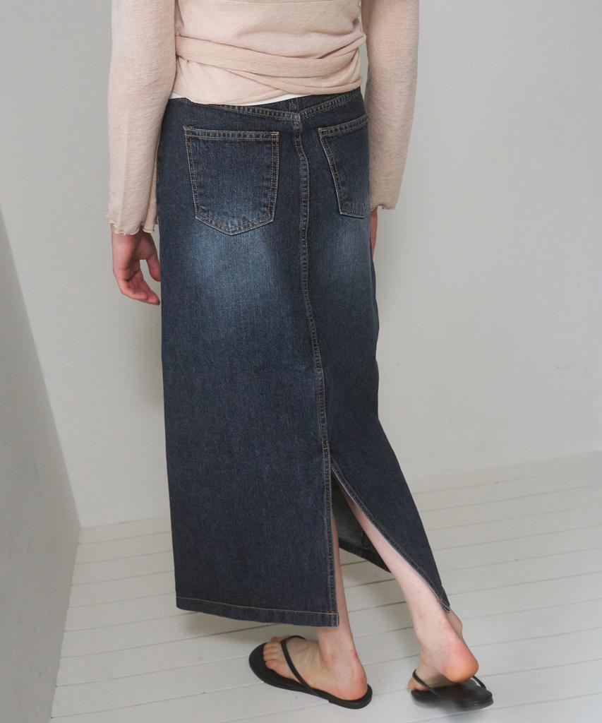 AMONG A Washing Denim Long Skirt_Indigo