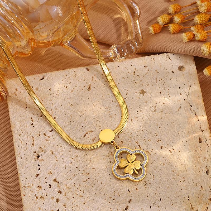 

Європейське та американське розкішне титанове кольє з діамантами у формі конюшини - Високоякісний плаский ланцюг-змія для жінок