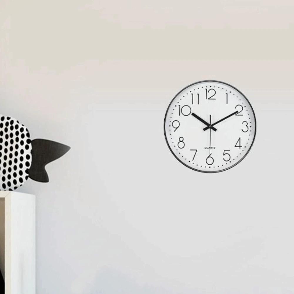 Creative Silent Nordic Wall Clock Non-Ticking Multi-color Round Hanging Clock Plastic Glass Wall Electronic Time Lobby