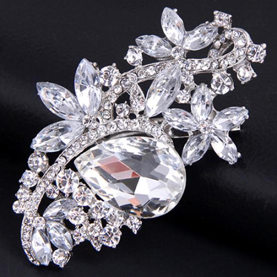 Waterdrop Flower Brosje Pin Rhinestone Crystal Brosjer Bukett Bryllupssmykker