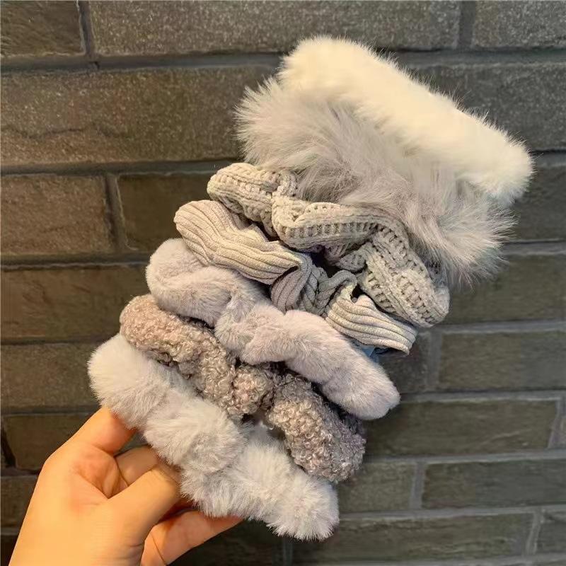 

7 шт. зимние резинки для волос для девочек, плюшевые резинки, мягкие аксессуары для волос в виде хвостика для женщин и детей, резинки для волос Size fits all