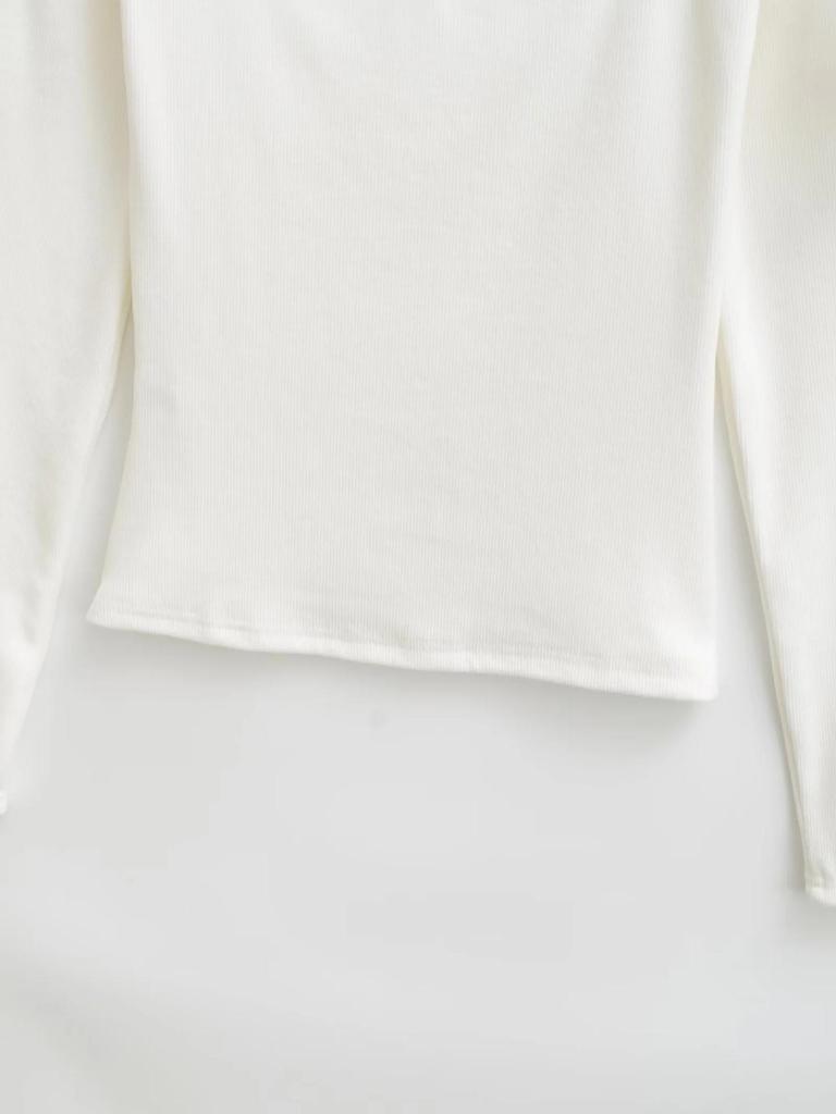 Pure Desire U-neck Lace Patchwork Fleece Long-Sleeve T-shirt for Women - Autumn/Winter Slim Fit Short Base Layer