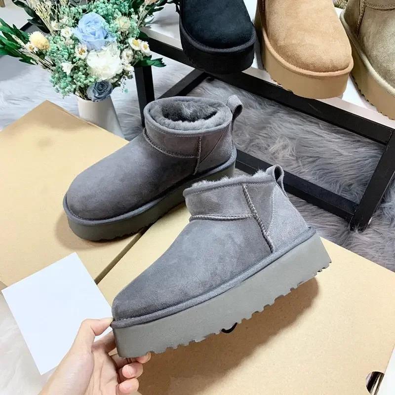 Anti-Slip Tazz Thick Bottom Mini Snow Boots Women's Winter Fleece Lined Warm Fur Slippers Toe Covering Slippers Cotton Shoes