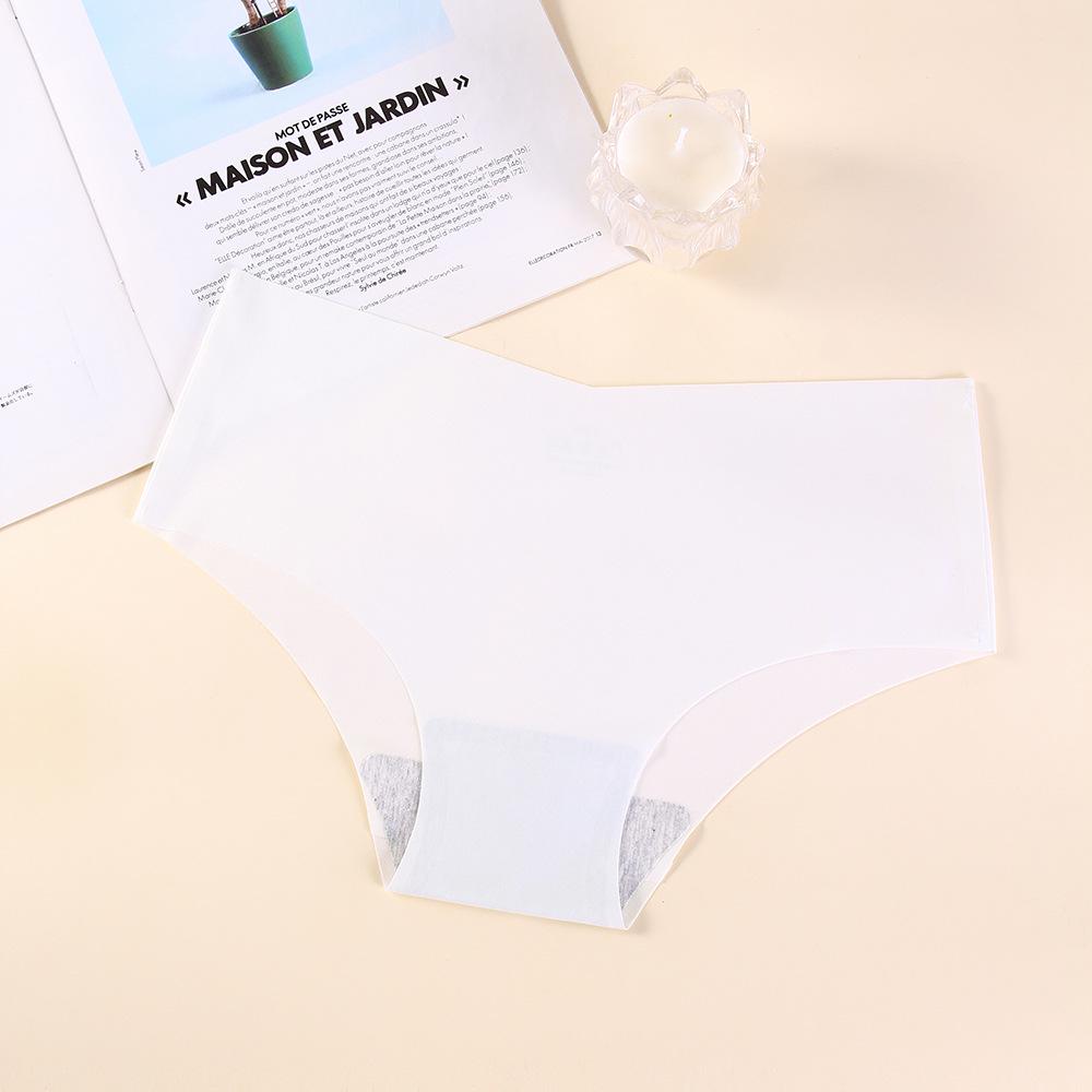 Plus Size Seamless Women's Ice Silk Triangle Panties - European & American Style Nylon Yoga Underwear