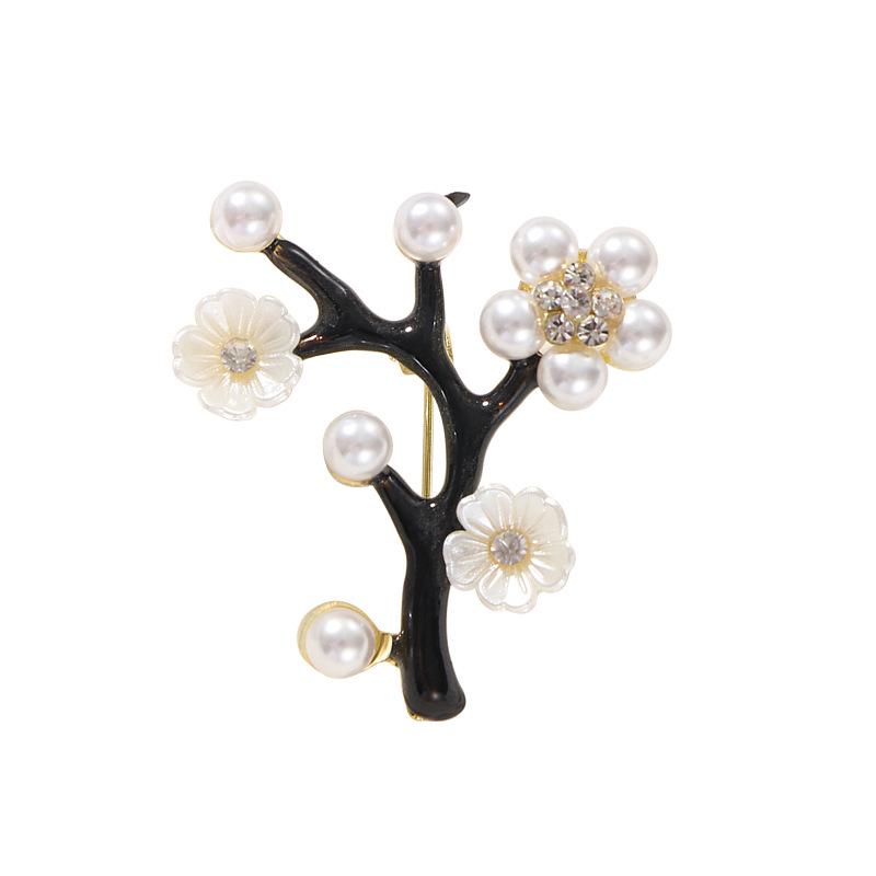 Elegante Blumige Bambus Brosche - Luxuriöse Rote Blume Corsage Anstecknadel für Damen