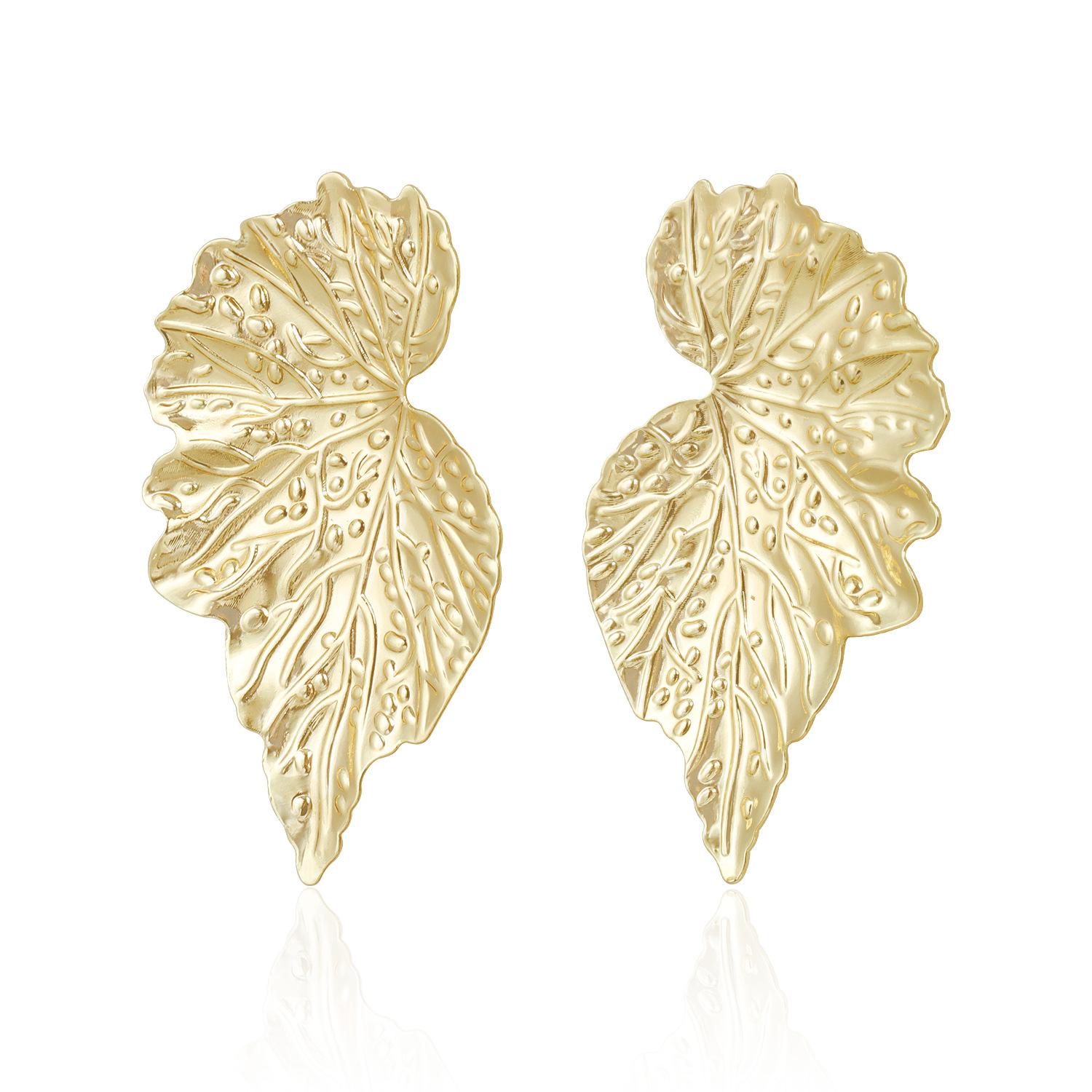 Fashion ins wind fold three-dimensional leaf earrings personalized exaggerated earrings