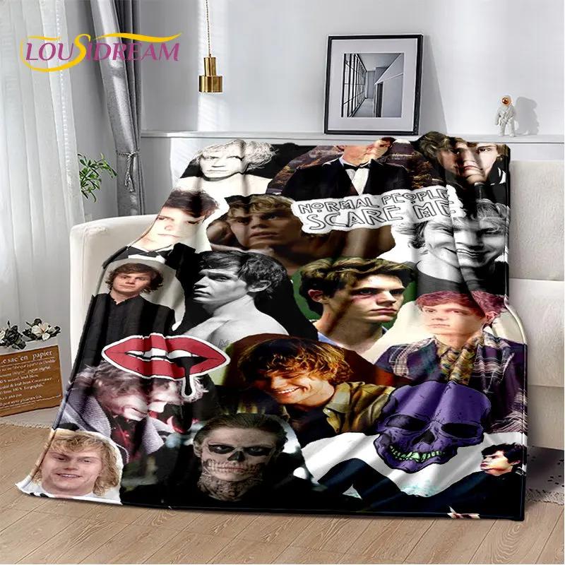Movie Tv Actor Cute Evan Peters Soft Plush Blanket,Flannel Blanket Throw Blanket For Living Room Bedroom Bed Sofa Picnic Cover