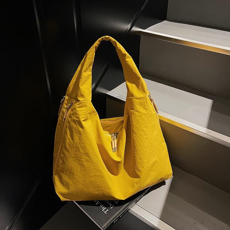 Fashion Casual Canvas Tote Bag Women's Tide Versatile Large Capacity Underarm Bag Commuter Shoulder Bag