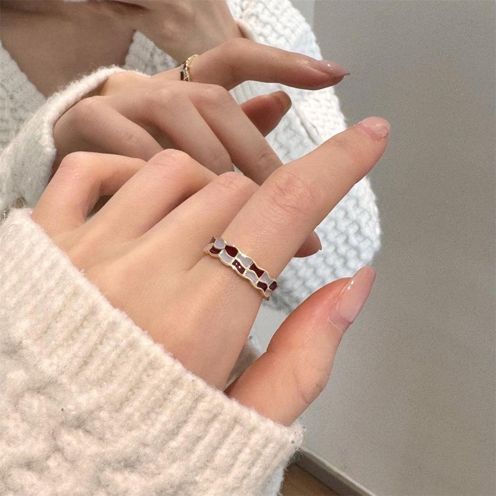 Anillo de Plata con Esmalte Goteado, Mariposa y Nácar - Joyería Elegante para Mujer que No se Desvanece