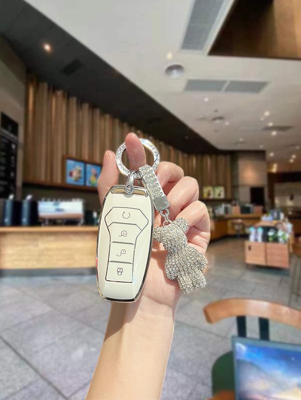 BYD Song Plus Key Cover & Diamond Bear Pendant Keychain