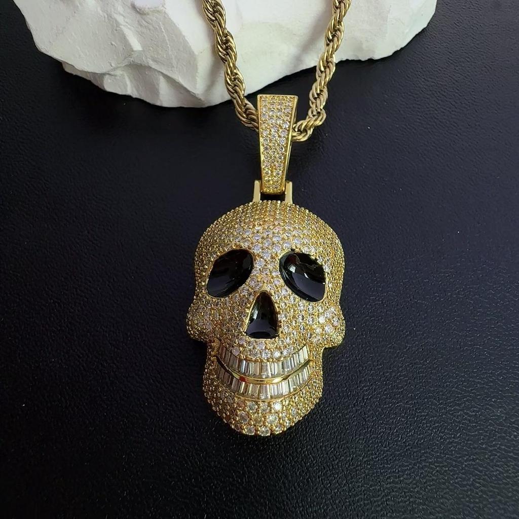 Skull Pendant Necklace Iced Out Moissanite Inlaid Environmental Copper Hip Hop Jewelry For Men Women