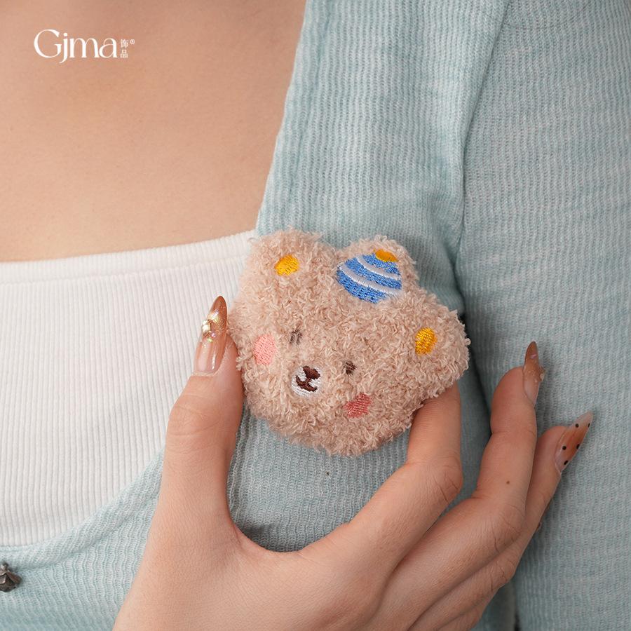 Cartoon Cute Fabric Plush Bear Brooch Pin Accessories Design Sense Clothing Accessories