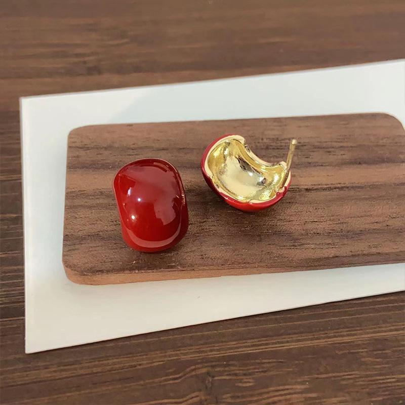 Manșetă de ureche roșie cu picături de ulei fără piercing: Cercei dulci, colorați în formă de C pentru femei