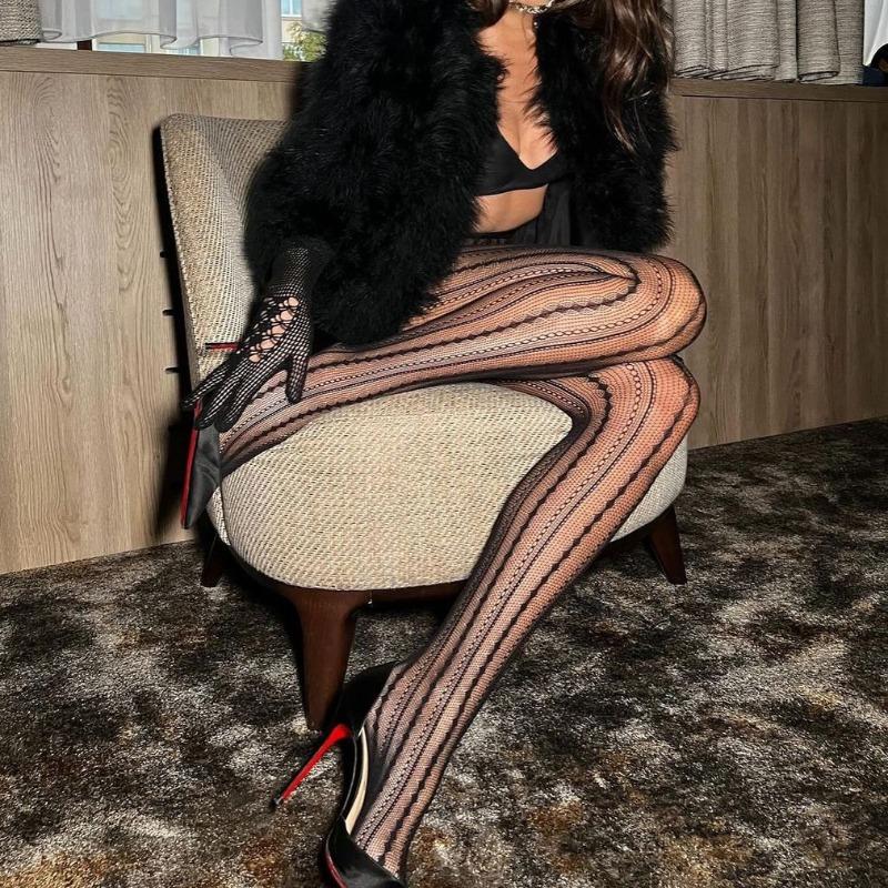 Women's Sexy Lace Tights Retro Geometric Striped Stockings Tight Hollow Fishnet Pantyhose Super Elastic Leggings Y2k Pantyhose