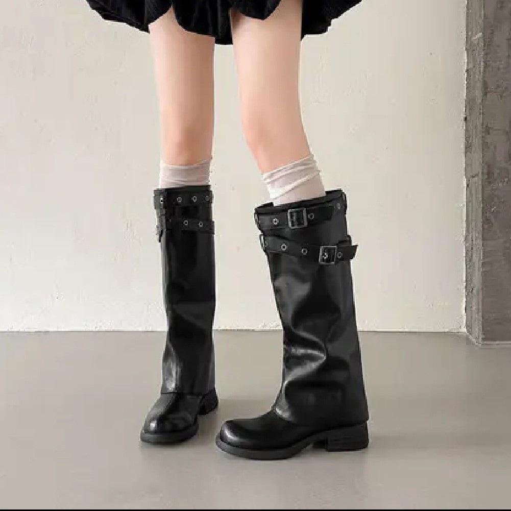 Square boots, stacked black locomotive boots, fashionable new pleated thick heels, trousers, belt buckle, long boots for women