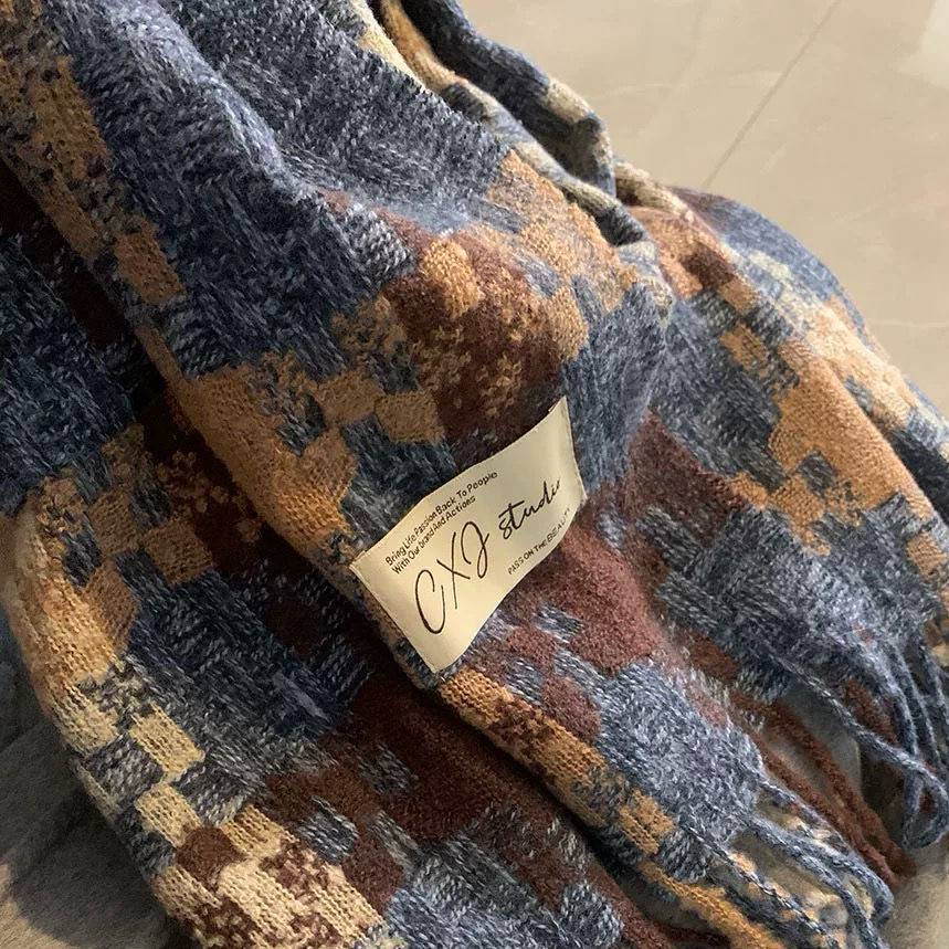 New plaid scarf women's winter warmth and cold protection advanced sense Korean couple scarf student versatile man