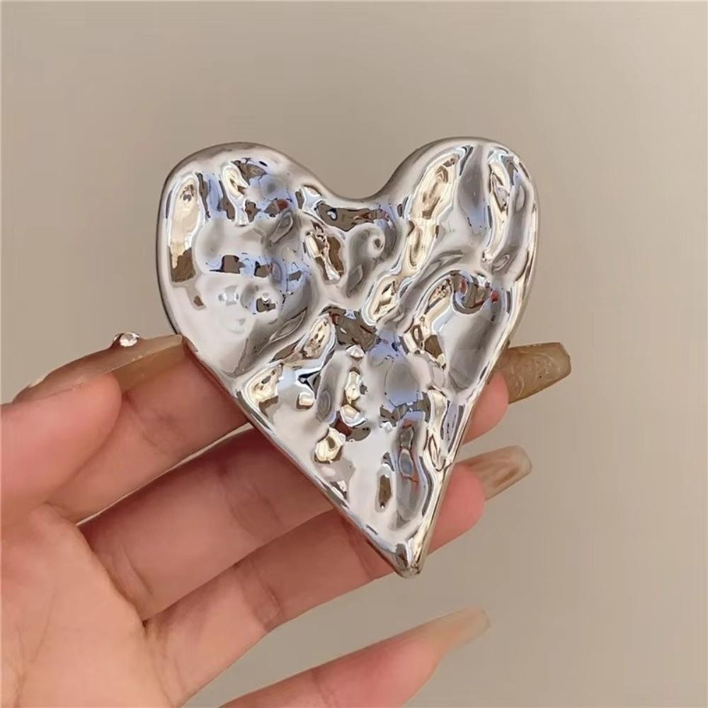 Gold Silver Color Heart Shape Brooch Minimalist Metal Enamel Heart Pins  for Fashion Jewelry Gift