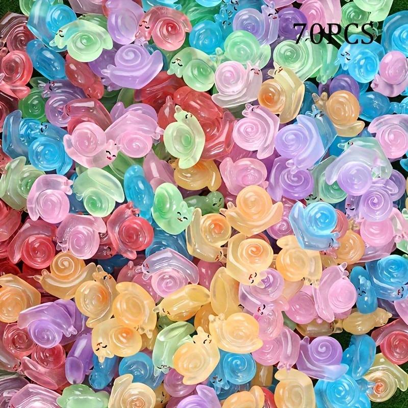 

50pcs Glow-in-the-Dark Miniature Snail Resin Figurines DIY Ornament Accessories for Home Micro Fairy Garden Landscape Decor 50pc