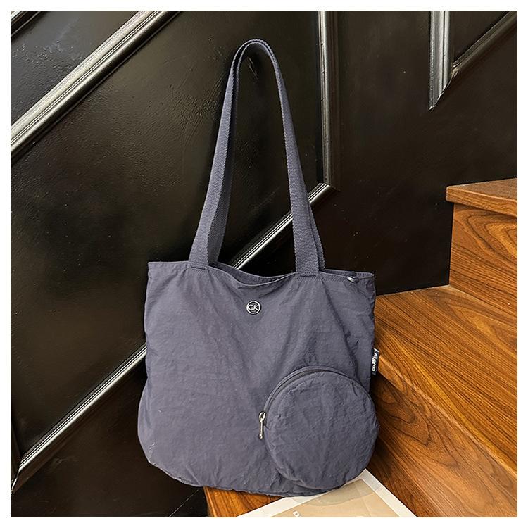 New Puff Large Capacity Nylon Cloth Bag New Stylish Simple Tote Versatile Casual Shoulder Bag